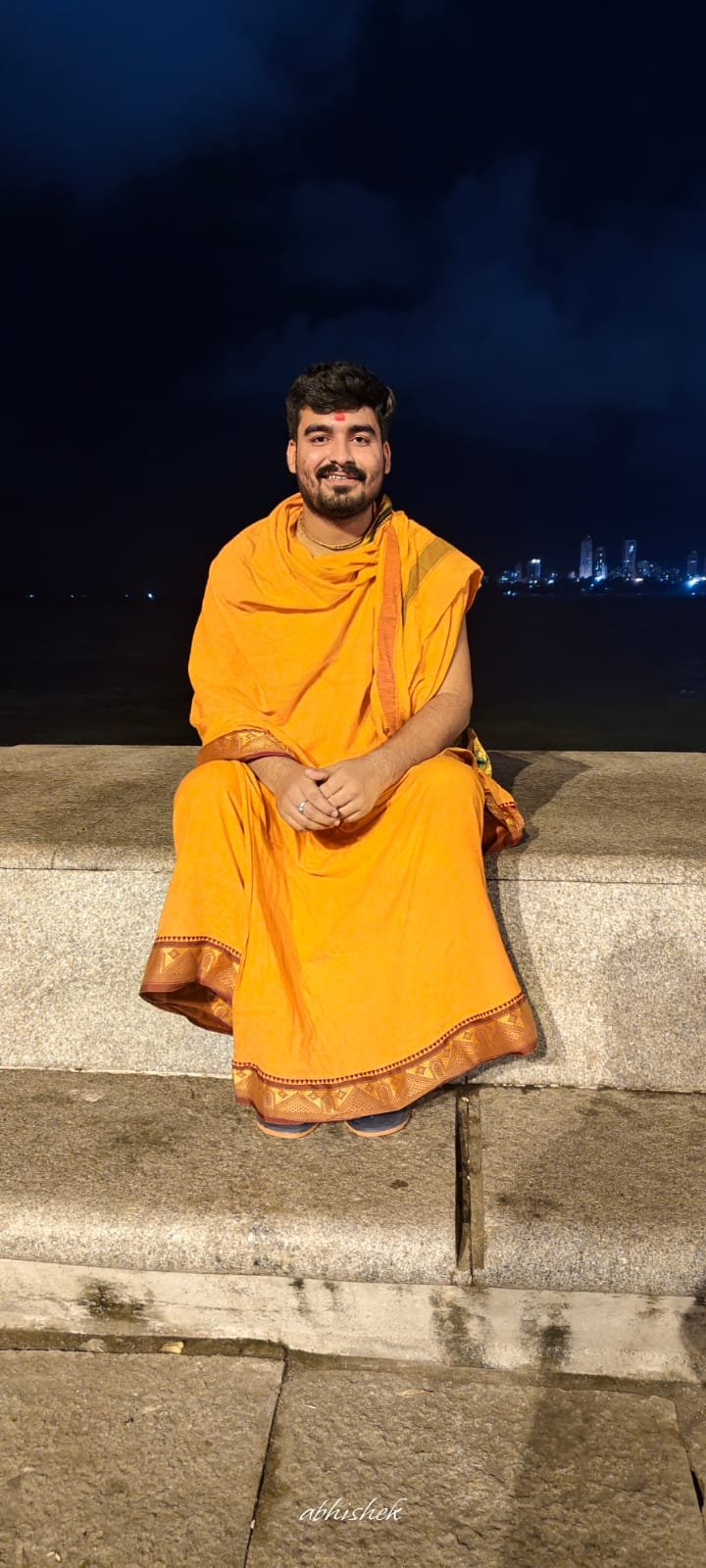 आचार्य अभिषेक शुक्ला